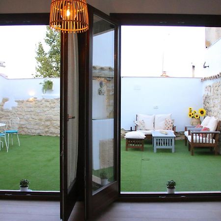 Apartamentos Turisticos La Estacion Úbeda Exterior foto