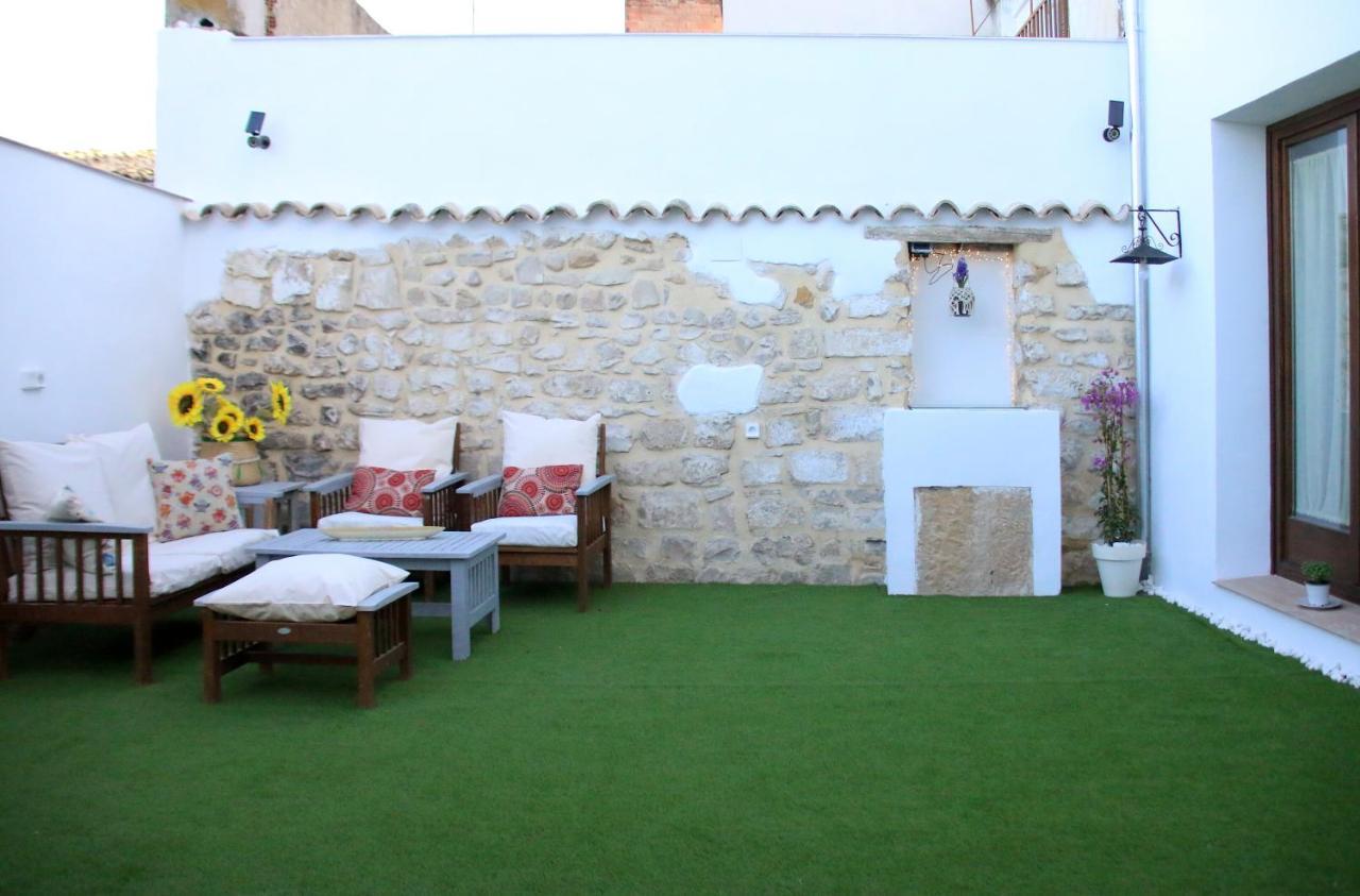 Apartamentos Turisticos La Estacion Úbeda Exterior foto