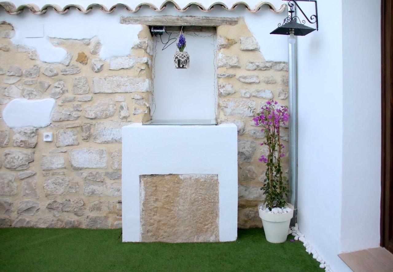 Apartamentos Turisticos La Estacion Úbeda Exterior foto