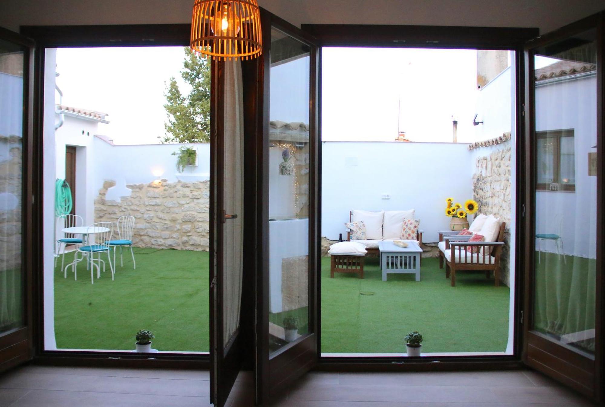 Apartamentos Turisticos La Estacion Úbeda Exterior foto